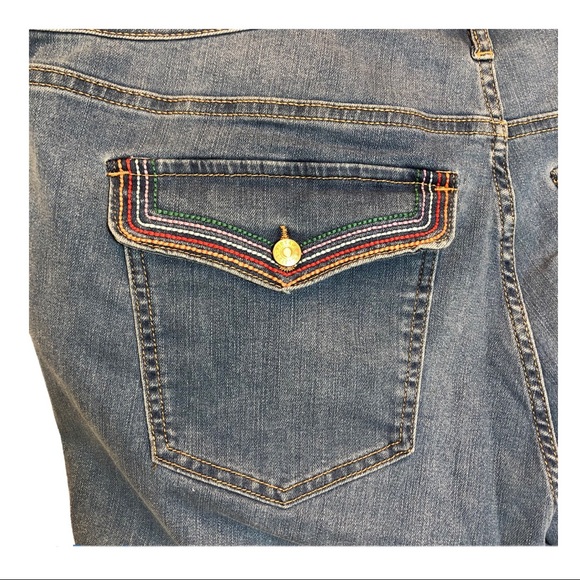 Vintage America Demi Boot-y Mid Rise Crop Bootcut - Picture 4 of 7